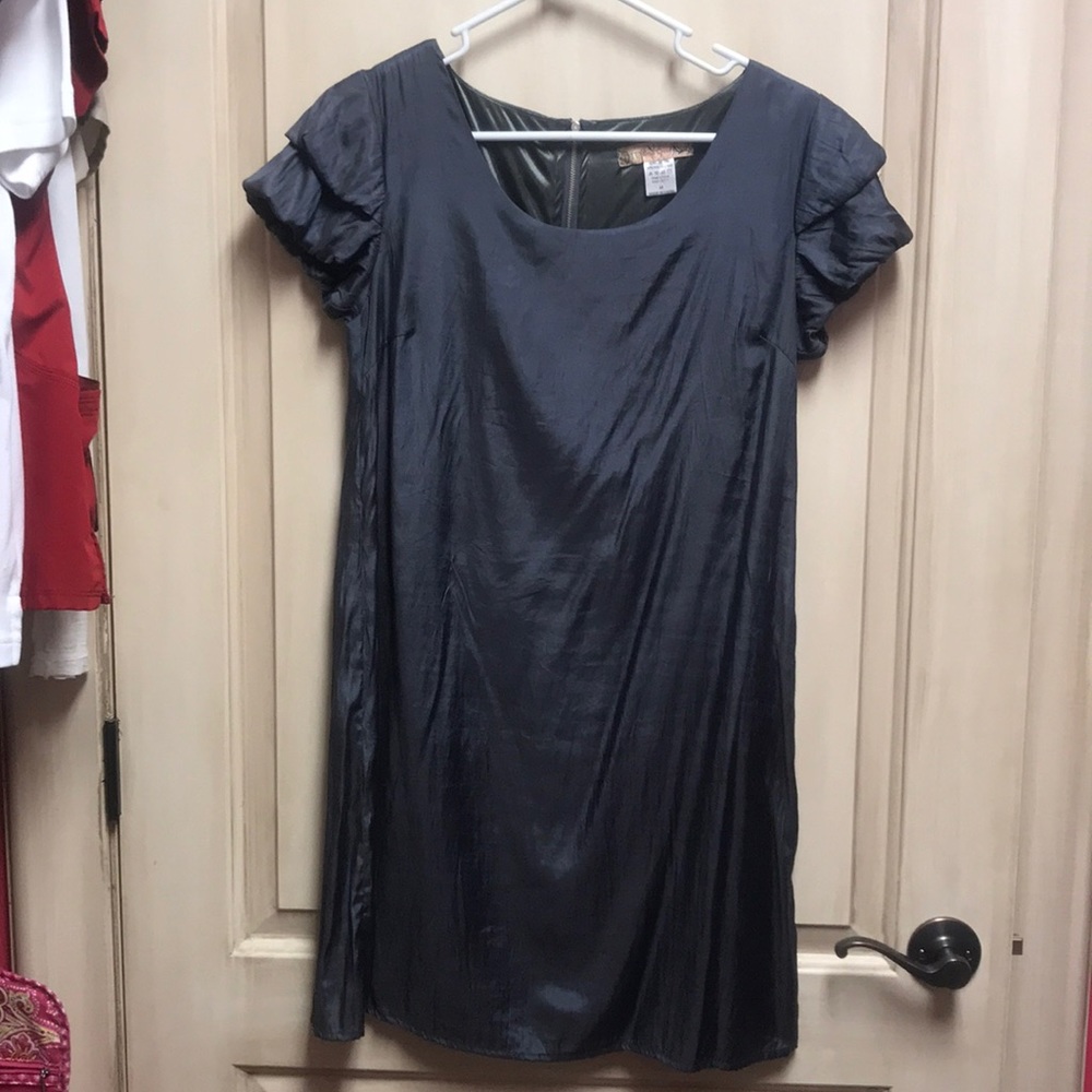 Purple cotton blend dress with fun sleeves